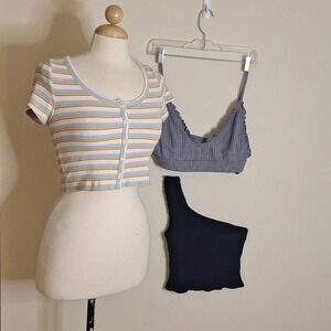 Urban Outtfitters 3 piece bundle SZ M